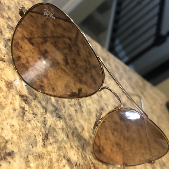 Ray Ban Aviators! - Picture 4 of 4